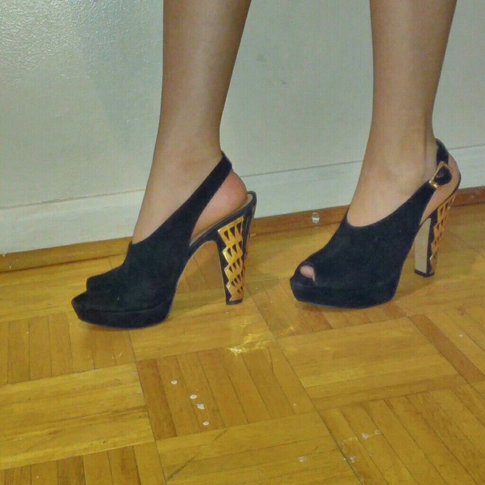 Vince Camuto heels